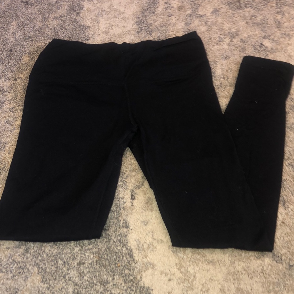 Black leggings